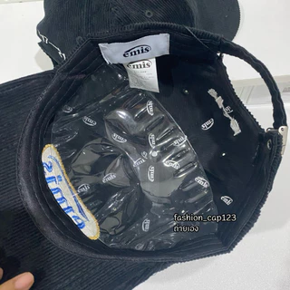 หมวกแก็ป ผ้าลูกฟูก งานดีตรงปกแน่ งานปักสวยมาก สนใจสั่งซื้อได้เลยค่ะ พร้อมส่ง