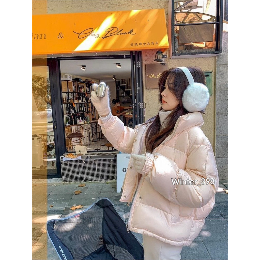 winter398:(W6)Shiny puffer jacket เสื้อแจ็คเก็ตกันหนาวบุนวมนุ่มๆ งานตรงปกงานสุดคุ้ม ชุดมีสายรูดปรับกระเป๋าใช้ได้จริงค่ะ - รูปที่ 3