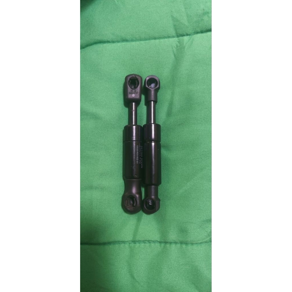 โช๊คค้ำเบาะForza300Gen1