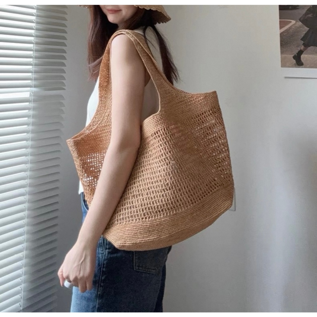 2025 vacation style large capacity hand crocheted straw woven bag versatile single shoulder（B345