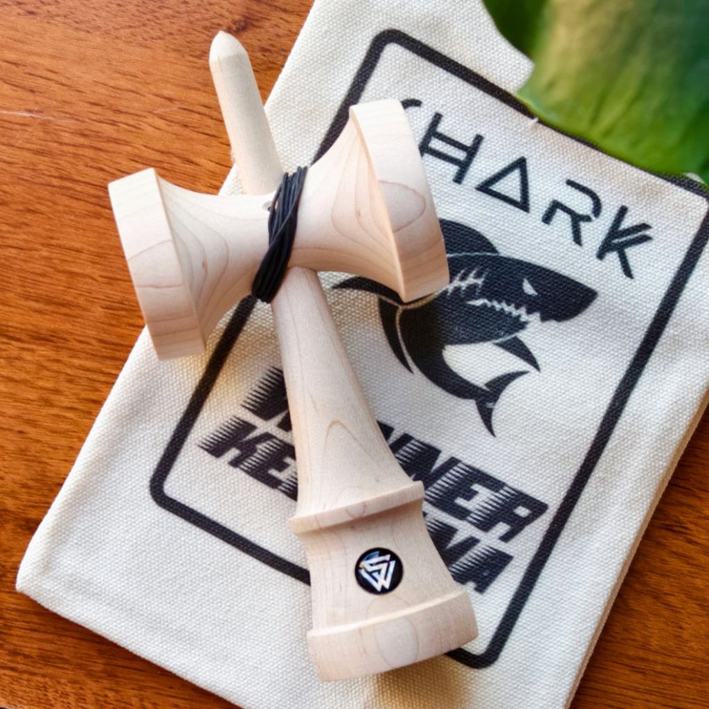 Winner Kendama Shark Shape Maple (เคนอย่างเดียว)