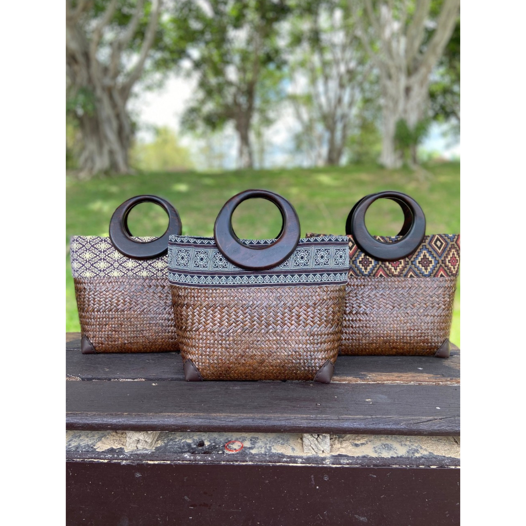 กระเป๋าสาน กระจูด กระเป๋าใบใหญ่ handmade กระเป๋าแฮนด์เมด ของฝากของขวัญ ตะกร้าสาน กระเช้าสาน handmade