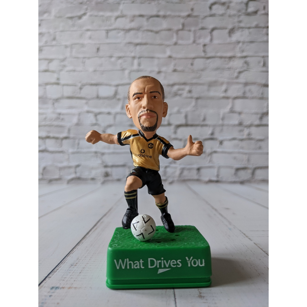 ตุ๊กตาโมเดลนักฟุตบอล เวรอน Veron Manchester United ลิขสิทธิ์แท้ Corinthian 2002 งาน Caltex