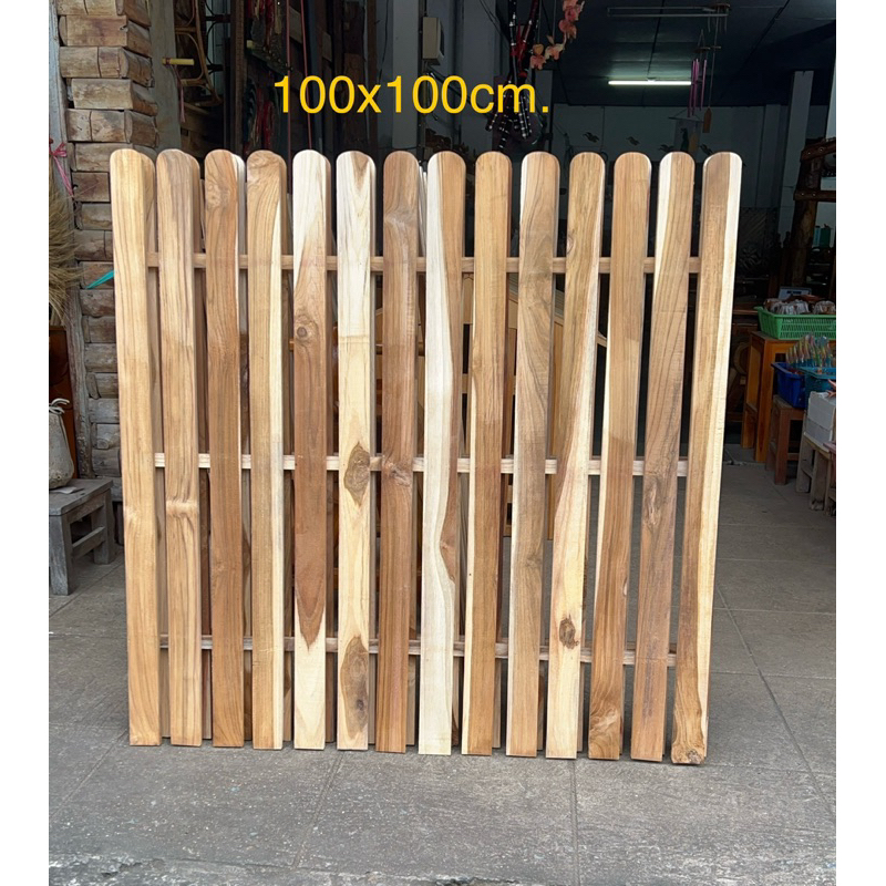 รั้วไม้สักแท้ 100x100cm. รั้วไม้แต่งบ้านแต่งสวน ราคาส่ง