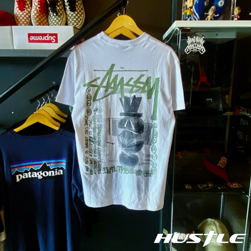 [Hustle.store]เสื้อยืด Stussy Tiki White T-shirt White1ของแท้ พร้อมส่ง
