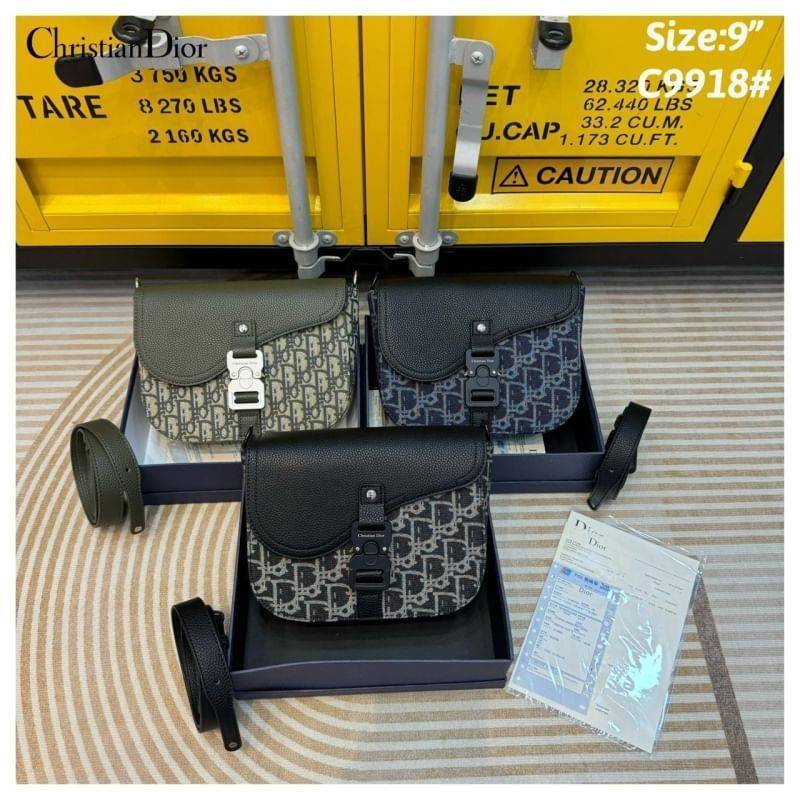 พร้อมส่ง กระเป๋าสะพายข้าง ลายดิออร์มี 3 สี D ior crossbody bag size 9นิ้ว