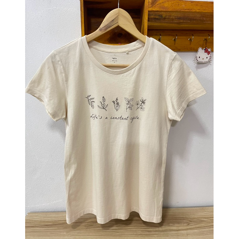 เสื้อยืดงานแบรนด์ญี่ปุ่น Lativสีมินิมอลมาก