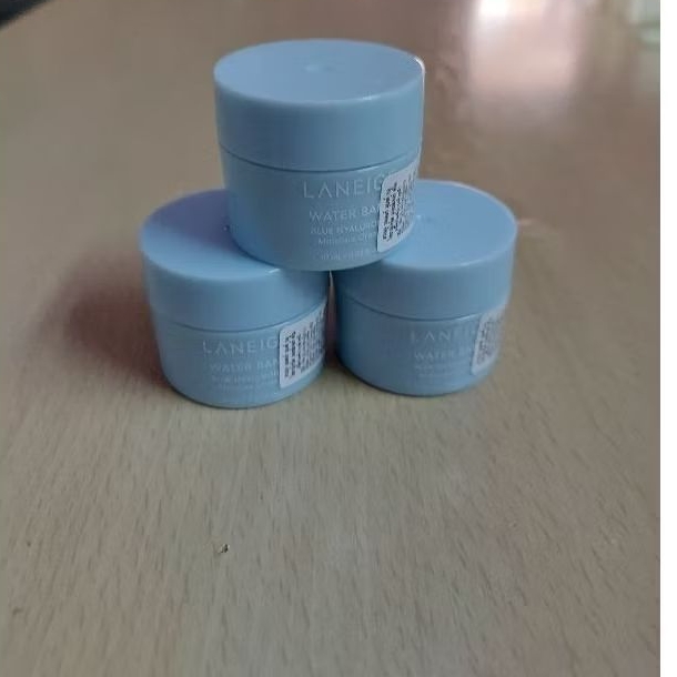 ฉลากไทยหมด10/2026)เหมาะกับผิวแห้งขนาดเดินทาง LANEIGE WATER BANK BLUE HYALURONIC moisture CREAM 10ML
