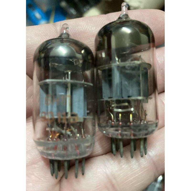 หลอด 6N1P / ECC88 / 6DJ8 เป็นหลอดปรี ผลิตรัสเซีย