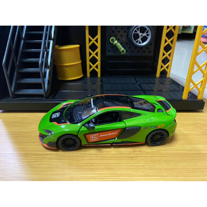 โมเดลรถ โมเดลรถเหล็ก  McLaren 675LT scale 1:36 ไม่มีกล่อง รถสปอร์ต