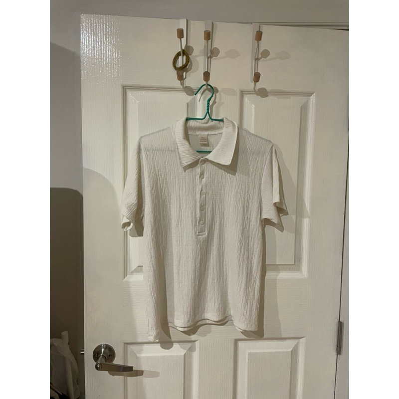 เสื้อคอปกสีขาว ผ้าใส่สบาย kloset ฝาแฝด