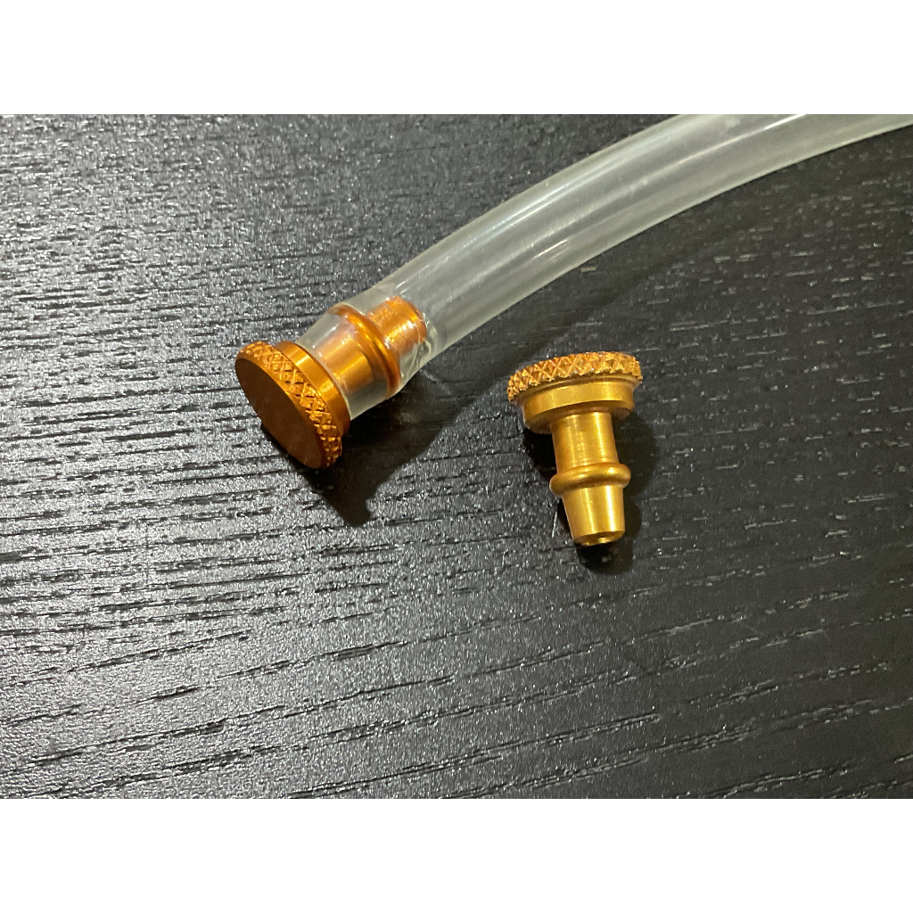 (ราคาโปร)ตัวอุดสายน้ำมันเบรคพรีเมี่ยมGP อลูมีเนียมอโนไดท์สี (ไม่รวมสายGP) น้ำมันเบรค TYGON HYB ราคา ถูกที่สุด ดีลบีเคเค รูปภาพหลัก