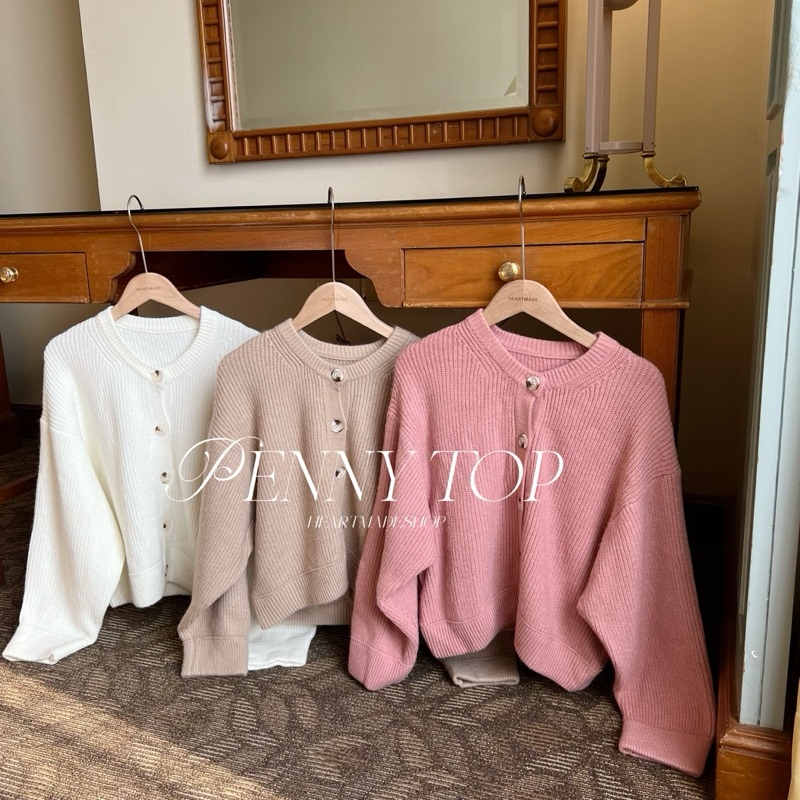 (C31) Heartmade - Penny Top 🍒 (สินค้าพร้อมส่ง) เสื้อไหมพรมทอ กระดุมหน้า ผ้านุ่มนิ่ม 🫧