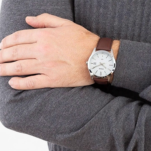 CASIO นาฬิกาข้อมือผู้ชาย สายหนัง รุ่น MTP-VD03L,MTP-VD03L-1A,MTP-VD03L-5A
