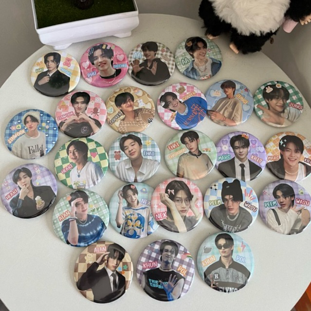 🌷เข็มกลัดวงBus ขนาด58mm พร้อมส่ง