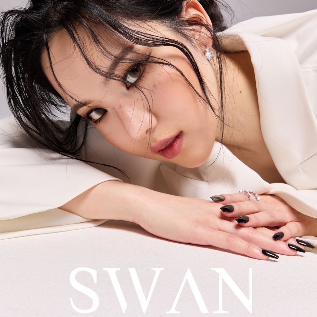 SWAN حلق هوغي فضة مربع بزركون — صورة 6