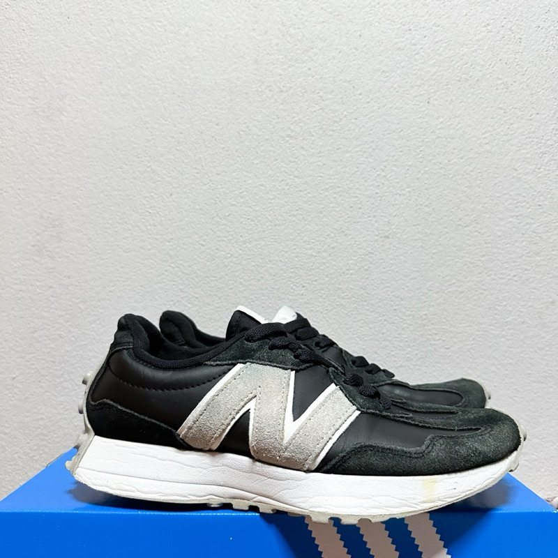 New balance327 39/25 มือสอง