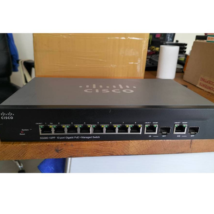 Cisco SG300-10PP 10-Port Gigabit PoE Managed Switch มือสอง พร้อมใช้งาน