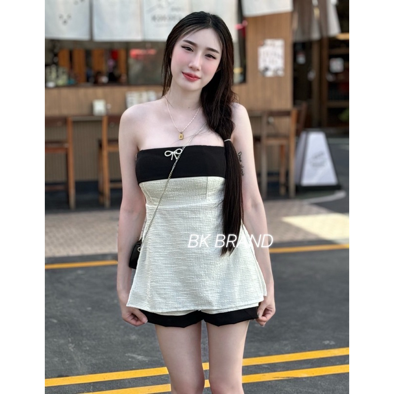 Bk Set เกาะอกผ้าพื้นเสริมฟองน้ำสุดน่ารัก มีเข็มกลัดโบว์เพชร กางเกงขาสั้น ทรงดีสวยสุด ฮิตๆ