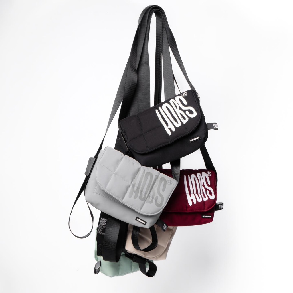 (ส่งฟรี) กระเป๋า Hobs ของแท้ รุ่น TINY FLUFFY สะพายข้าง 9 นิ้ว