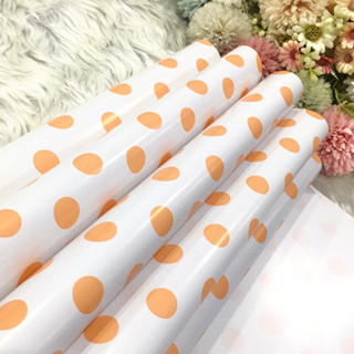 กระดาษห่อของขวัญอาร์ตมัน ลายจุดส้ม ขายขั้นต่ำ 5 แผ่น กลุ่ม 0…