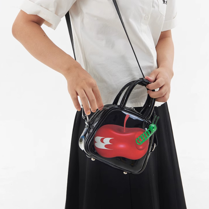พร้อมส่ง Apple&Worn Mini Boston Bag จากแบรนด์ CryingCenter ของแท้