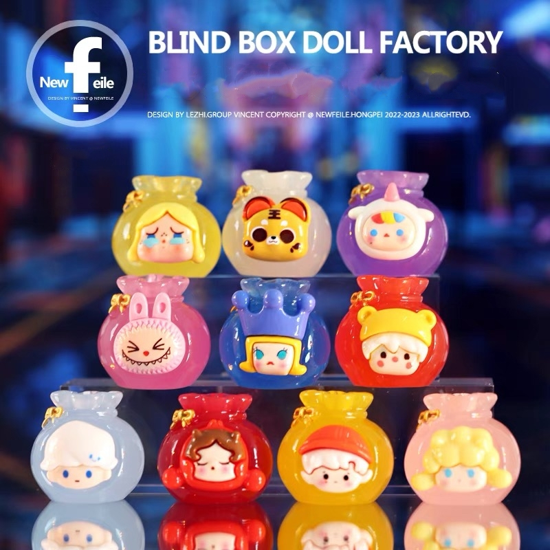Popmart การ์ตูนสามมิติ Luminous Lucky กระเป๋าเรซิ่น DIY ครีมกาวห่วงโซ่โทรศัพท์มือถือเครื่องประดับรถ