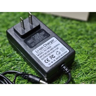 14.6v 2a อแดปเตอร์ชาร์จแบตลิเที่ยม 5.5mm. x 2.1mm. เต็มแล้วตัด มีไฟสถานะ ชาร์จ แบตเต็ม อแดปเตอร์ชาร์จแบตลิเธียม 14.6v 2A