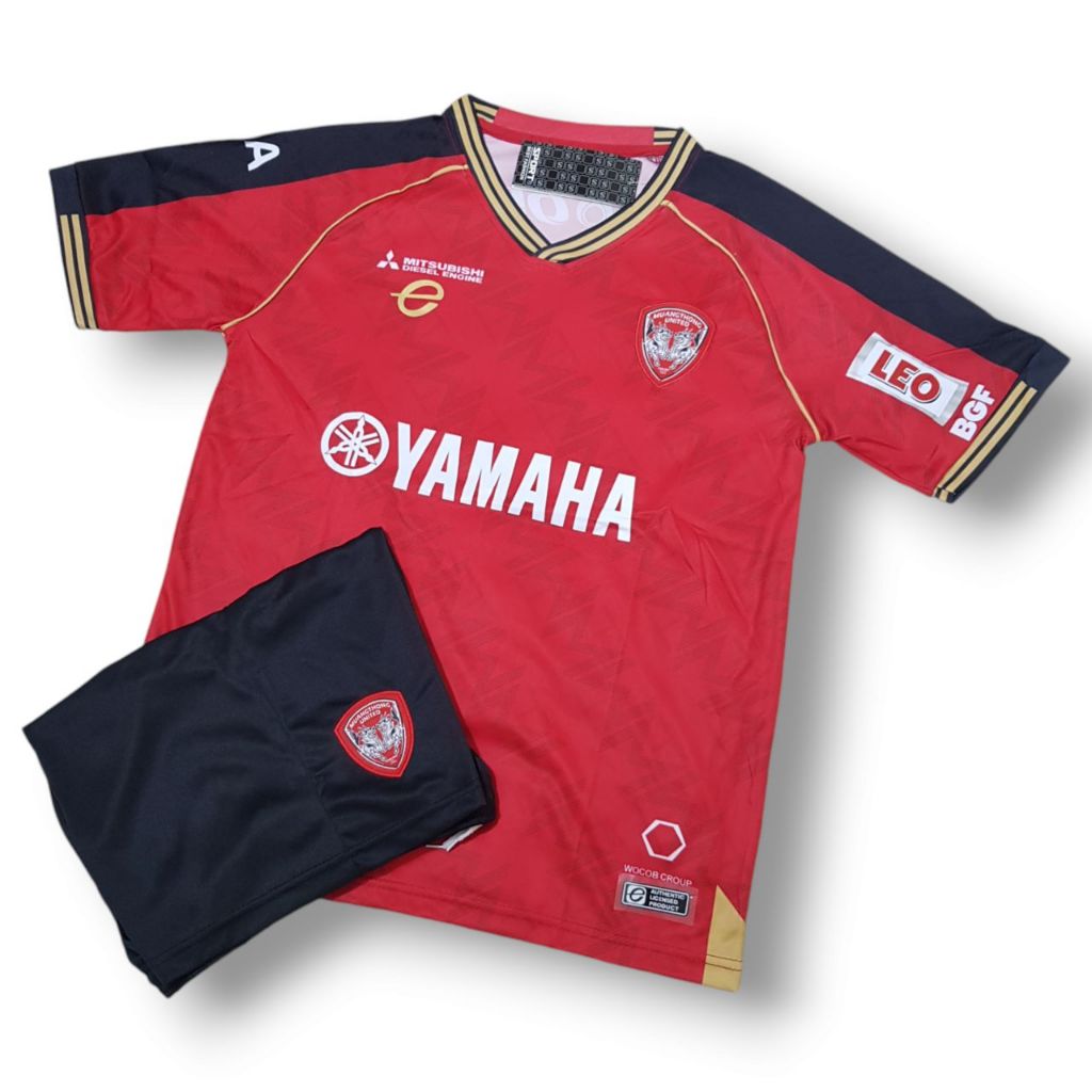 ชุดฟุตบบอล ทีมเมืองทอง รุ่นใหม่ลา่าสุด 2024/25 ชุดผู้ใหญ่ ไซส์ M .L .XL. (เสื้อพร้อมกางเกง)