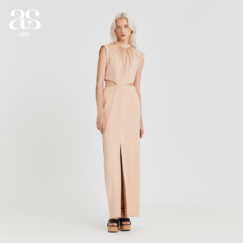 [asv aw24] Loren Maxi Dress เดรสผู้หญิง คอปีนจับจีบ แขนกุด ตกแต่งผูกโบว์ด้านหลัง เว้าเอวด้านข้างและด้านหลัง ผ่าด้านหน้า