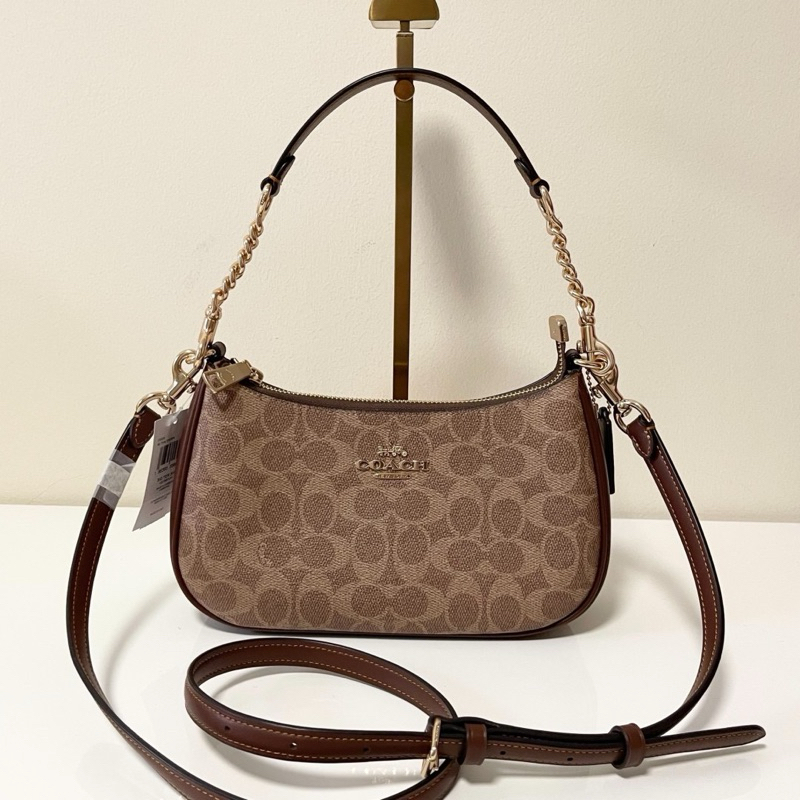 ^_^ ลดเพิ่มทุกวัน:โค้ดคุ้ม Xtra+ส่วนลดร้านค้า^_^ พร้อมส่ง ที่ไทยแท้ 100%  Teri Shoulder Bag and นาด 9 1/2“