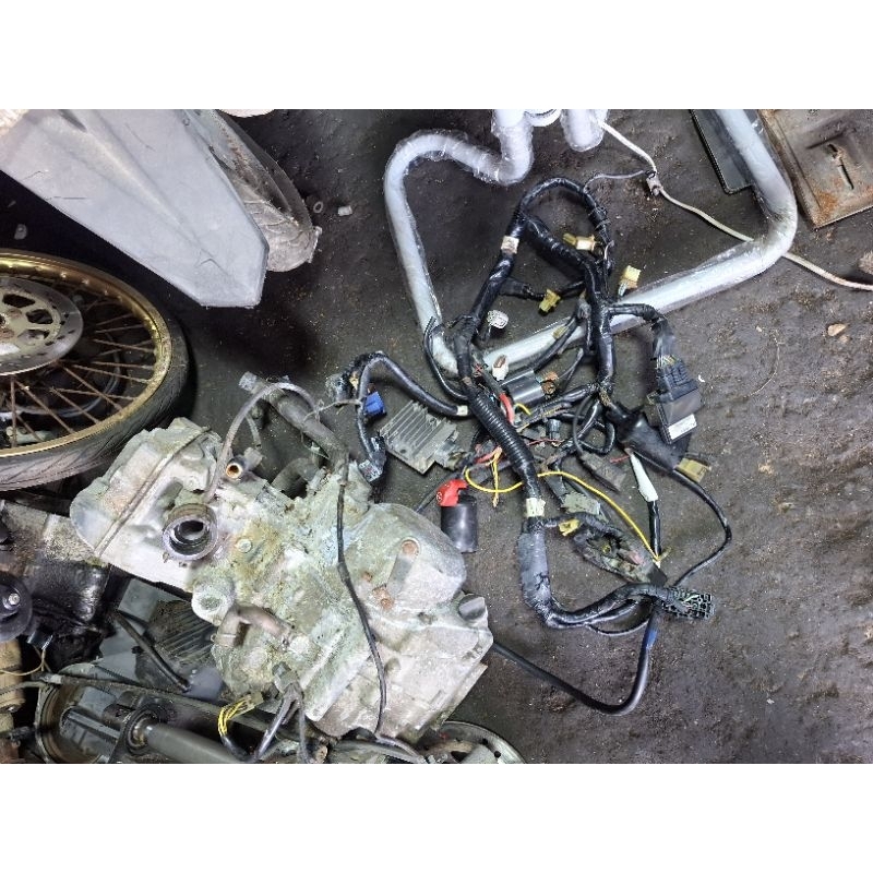 เครื่องCBR150i,หัวฉีด ได้ครบชุด รหัสกล่องไฟKPP-T03