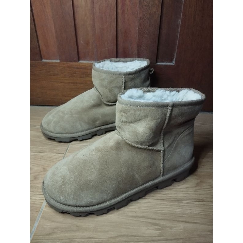 รองเท้าบูท  UGG มือสอง size38