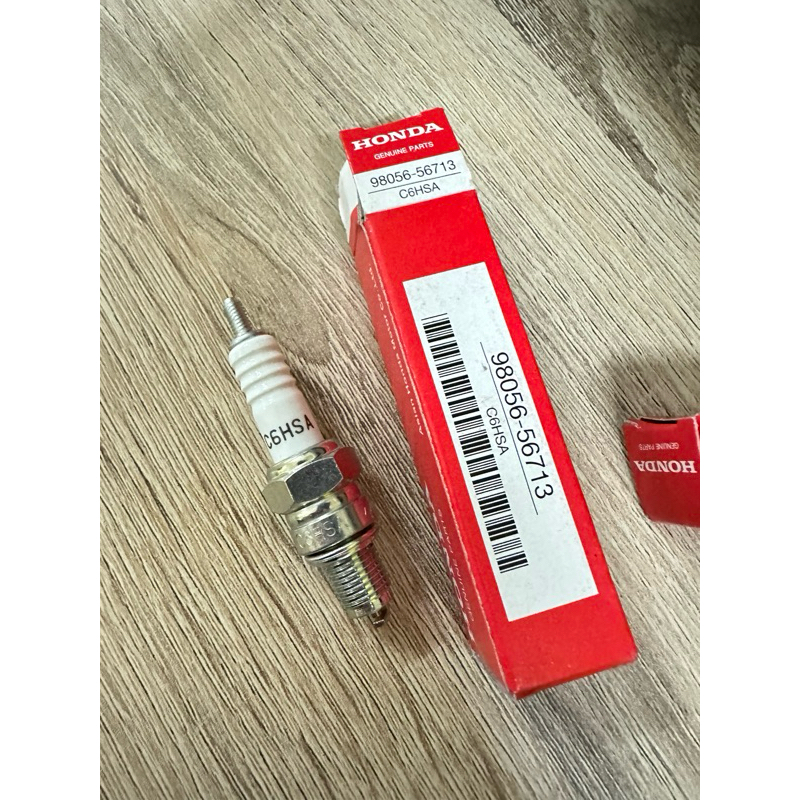 หัวเทียนเวฟ100แท้ศูนย์98056-56713(C-6HSA(NGK))