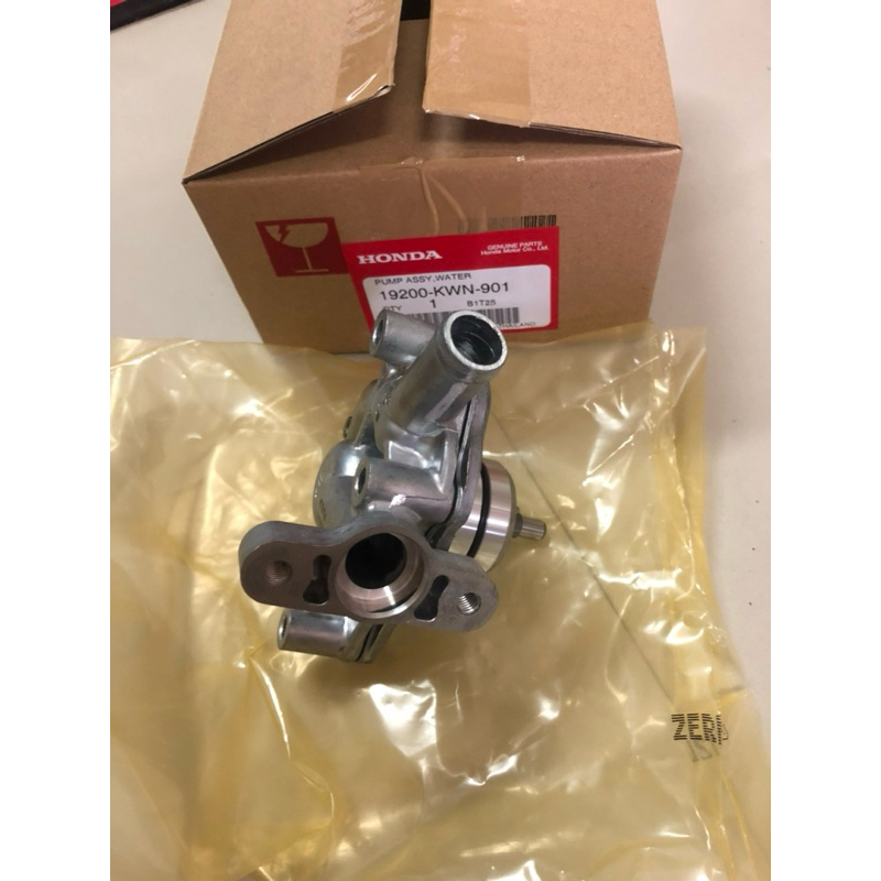 ปั้มน้ำPcx150ปี2012-2018แท้ศูนย์ 19200-KWN-901