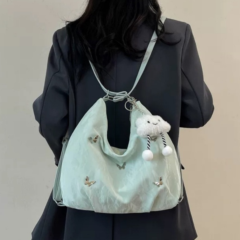 Fashion กระเป๋าเป้สะพายข้าง ความจุขนาดใหญ่ ตกแต่งด้วยผีเสื้อ เรียบง่าย น้ำหนักเบา พร้อมส่งในไทย B-979