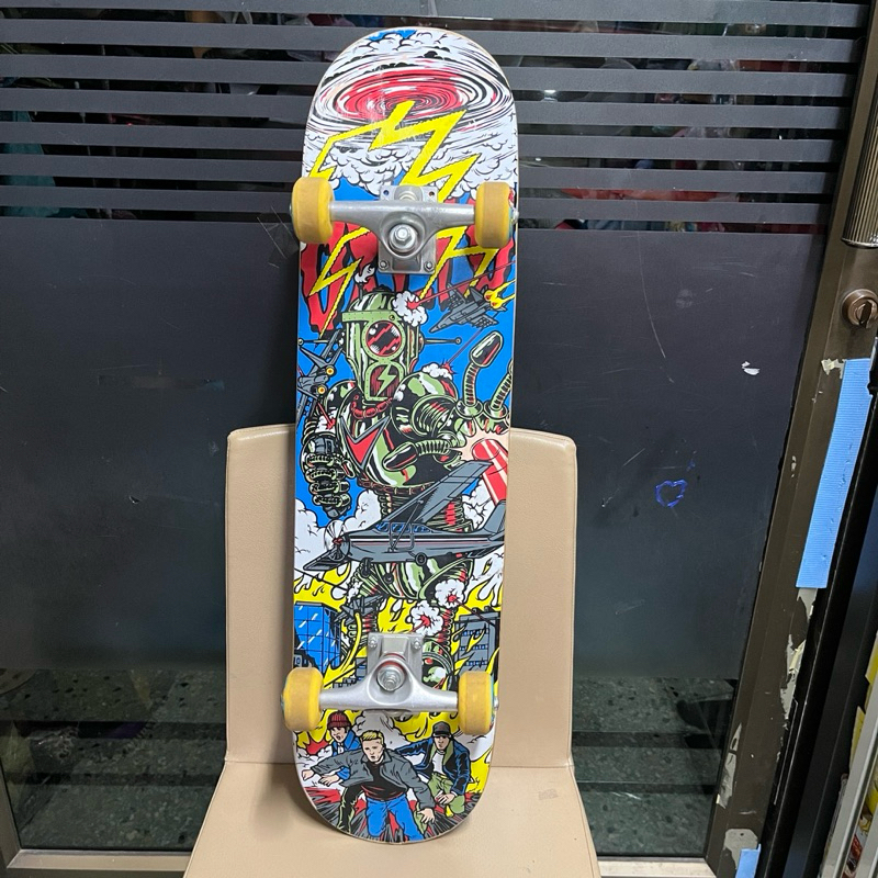 OXELO Skateboard Mid 5 Robot สเก็ตบอร์ด **มือสอง**