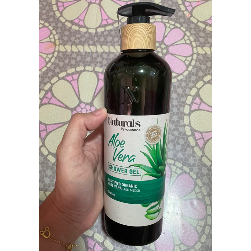 ครีมอาบน้ำ อโลเวร่า Naturals by watsons Aloe Vera Shower Gel 490 ML.