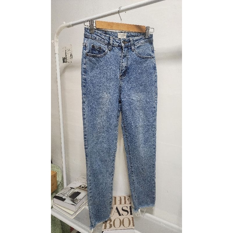 jiranan studio กางเกงยีนส์ขายาว ทรงเดฟ