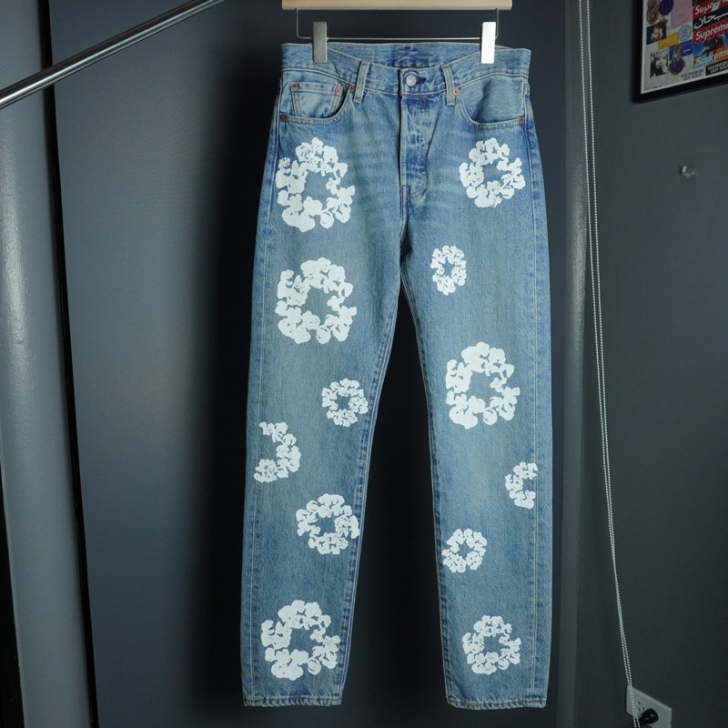 กางเกงยีนส์ Denim Tears ตัว Light Wash ของแท้ 100%