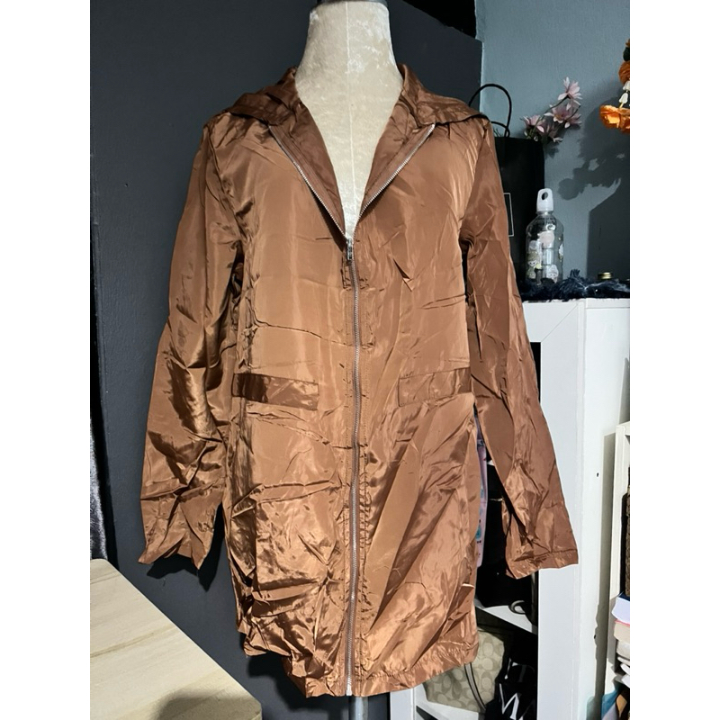 SK7 เสื้อกันฝน She in สีน้ำตาล