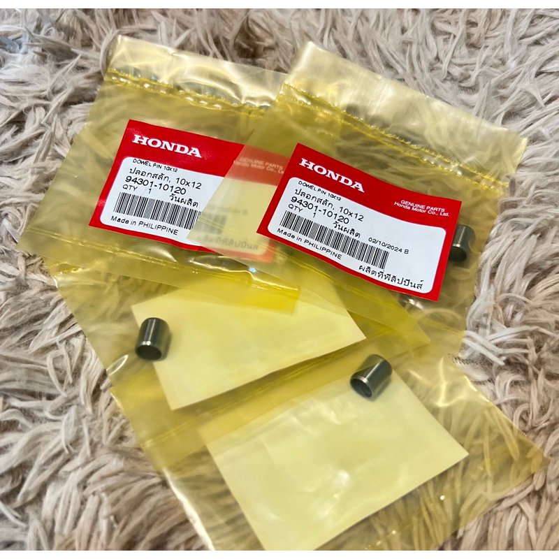 (แท้เบิกศูนย์ฮอนด้า)  บูทเสาเสื้อสูบ Wave 125 s,r,x,i ราคาต่อตัว เเท้เบิกศูนย์ 100%