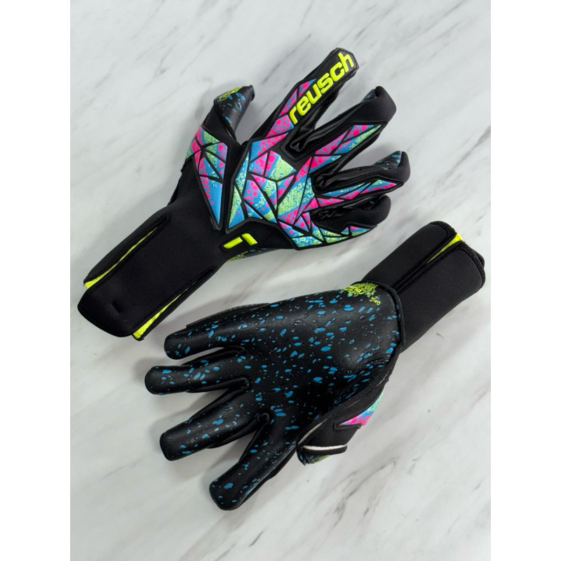 REUSCH ATTRAKT FUSION STRAPLESS