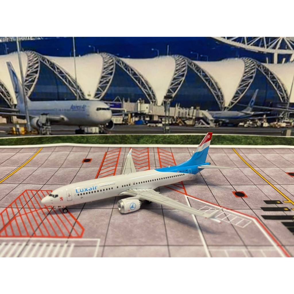 Phoenix Model [11883] 1:400 Luxair B737-8max LX-LBK