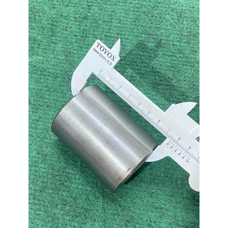 บูทสลัก 3นิ้ว  รู1.5นิ้ว (ประมาณ38.5มม) บูทกลึง บูทเหล็ก บูทรถไถ บู้ท เหล็ก เพลาเจาะรู อะไหล่รถไถ คูโบต้า อะไหล่ผาน DIY - รูปที่ 4