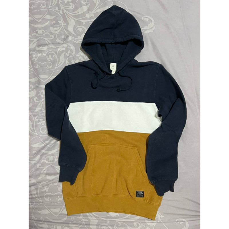 เสื้อh&m hoodie มือสอง