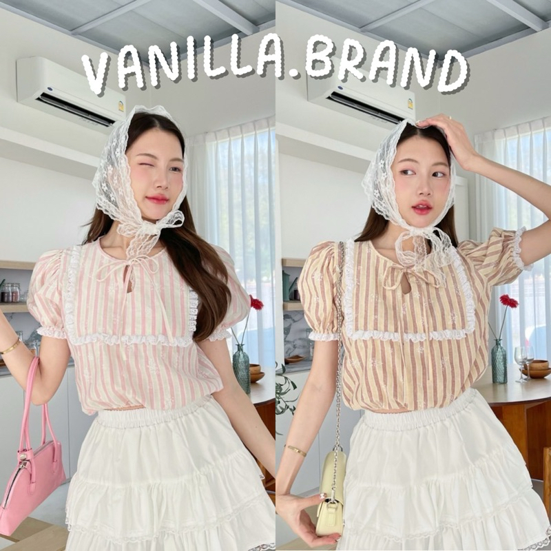 เสื้อแขนตุ๊กตาจั๊มเอว ดีเทลลูกไม้หน้าอก -ttm / VB0488