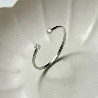 Trophies.co - Gem Bangle 𝑻𝒓𝒐𝒑𝒉𝒊𝒆𝒔.𝒄𝒐 𝒔𝒊𝒈𝒏𝒂𝒕𝒖𝒓𝒆 กำไลข้อมือเพชร