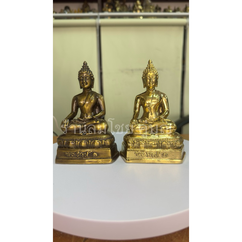 พระสิงห์ 1 ฐานหกเหลี่ยม เนื้อทองเหลือง มี2สี ขนาด3นิ้ว สูง12ซม.
