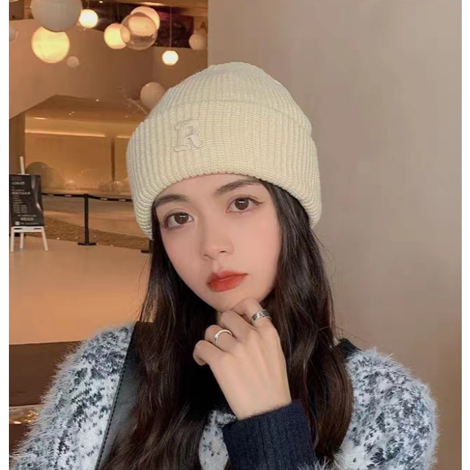 หมวกบินนี่หมวกกันหนาวหมวกไหมพรมตัวอักษรRหมวกแฟชั่นเพื่อความอบอุ่นในฤดูหนาว
